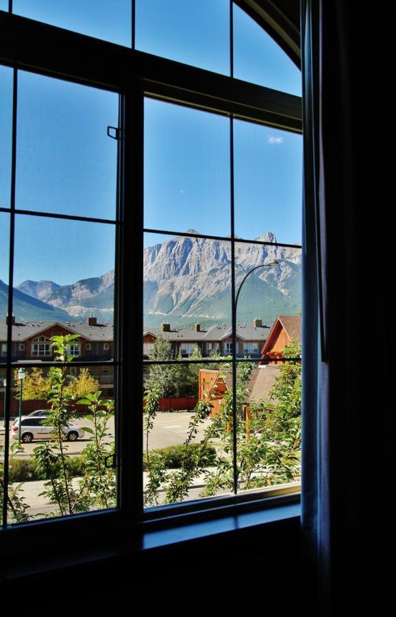 The Lambeth By Samsara Resort Private Entry Panorama Top View 2Br And 2Bth Canmore Exterior photo